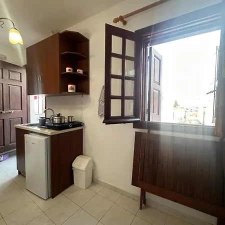 Vagelis Apartment&studios Apart Otel *