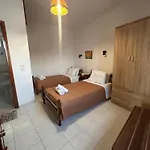 Vagelis Apartment&studios